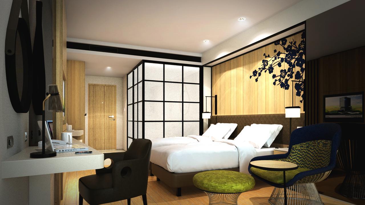 Novotel Karawang Buitenkant foto